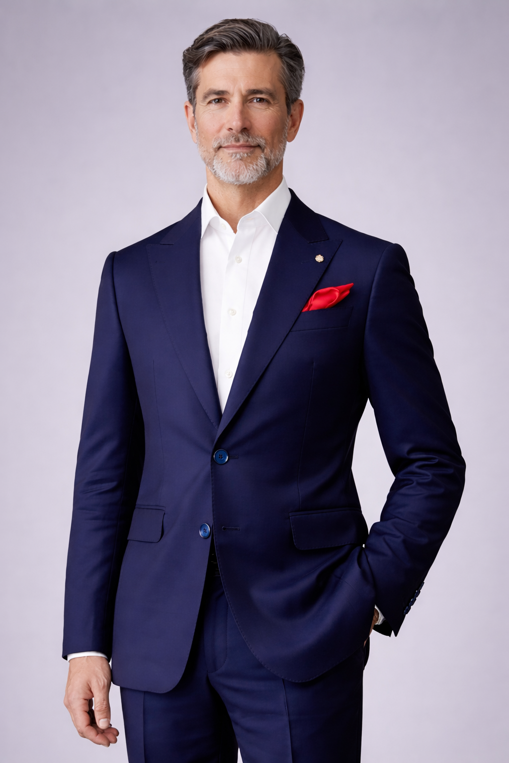 Costume bleu marine foncé